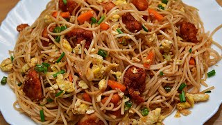 Chicken Noodles Recipe Chicken Hakka Noodles Street Style Chicken Noodles [upl. by Ymarej494]